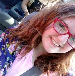 Meet your Posher, Megan